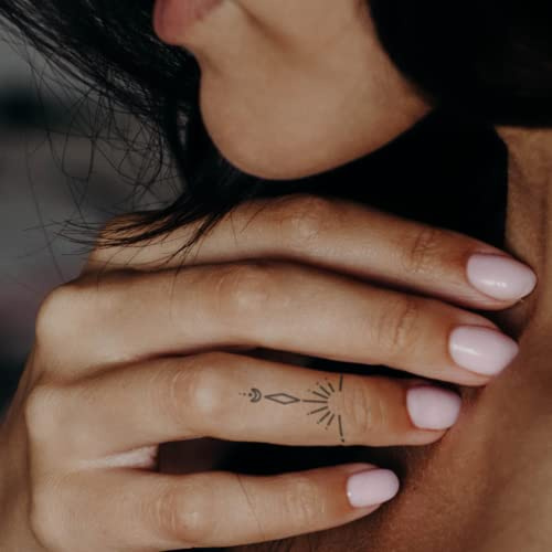 MyJagua Tattoo • Hila | 1-2 Wochen Tattoo | Auf Pflanzenbasis | Hautverträglich | Wasserfest | Neue Tattoo Technologie | Kein Klebe Tattoo | Henna Style