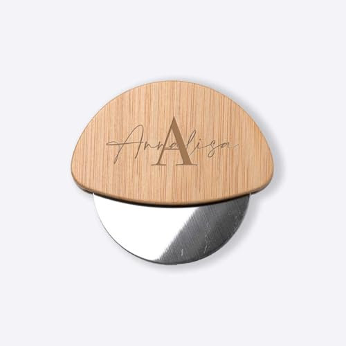 Ruota Rotella Tagliapizza in bamboo e Acciaio personalizzato con nome e iniziale Inox Idea regalo Natale Cena Casa Amici Parenti Sposi Divertente per Pizza Focaccia Cibo Amore Cucina