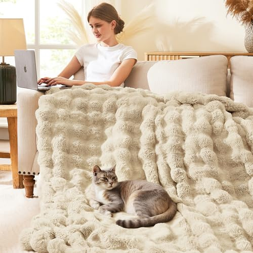 L'AGRATY Faux Rabbit Fur Blanket: 90 x 90 Queen Luxury Soft Fluffy Thick Fur Throw Blanket for Couch Bed Sofa - Cozy Plush Bubble Blankets for Winter: Flannel Fleece Decorative Blanket(Almond White)