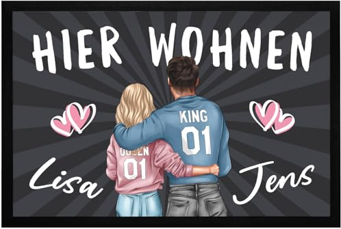 SpecialMe® Fußmatte personalisiert Pärchen Hier wohnen mit Namen und Herz Geschenk Paare Partner rutschfest & waschbar Schwarz 60x40cm