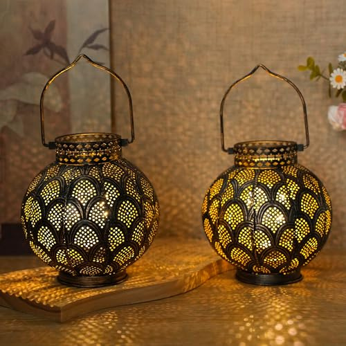 TRIROCKS 2-Piece Moroccan LED Lantern 18cm – Battery Powered Cordless Table Lamp for Living Room, Bedroom, Balcony & Terrace – Black with Gold Brush Hollow-Cut Metal