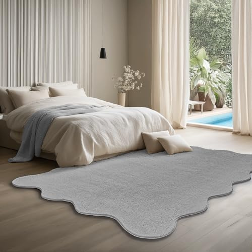 the carpet Lina Shape Scallop Teppich, Kunstfell, Flauschiger Teppich, Anti-Rutsch Unterseite, Waschbar, Super Soft, Grau, 120 x 160 cm
