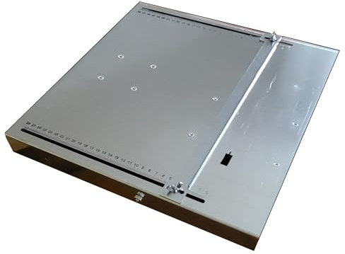 Tavolo per seghetto alternativo anziché sega, sega circolare, con attacco stabile per morsa e pinza circolare