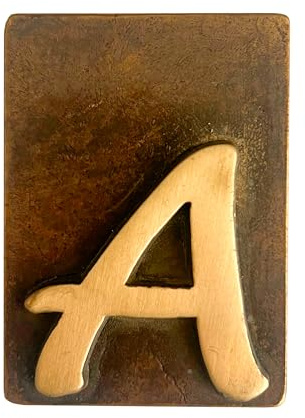 L'ARTISTICA F.LLI PERINCIOLI | Lettera Civica in Ottone | Applicabile su Piastra o Parete Adatto per Case, Lettera A, 8x6cm