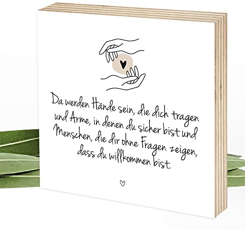 Wunderpixel® Holzbild Da Werden Hände Sein - Taufgeschenk/zur Geburt - 15x15x2cm zum Hinstellen/Aufhängen, Fotodruck mit Spruch auf Holz - schwarz-weißes Wand-Bild Aufsteller Dekoration Zuhause