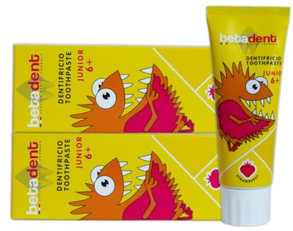 Betadent KIT 2 DENTIFRICIO JUNIOR 6+ FRAGOLA per bambini dai 6 anni. Formulazione naturale, antiplacca e anticarie. Equilibrato dosaggio di Sali di Fluoro alla concentrazione di 950 ppm F. 2x75ml