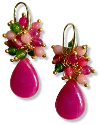 Orecchini Pendenti Fucsia con Pietre Naturali e Perline – Orecchini Artigianali Fatti a Mano, 4,5 cm, Bijoux Donna Eleganti, Made in Italy, Idea Regalo