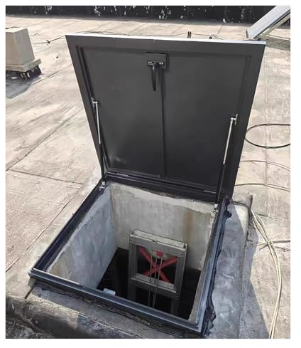 Escotilla de acceso para techo resistente e impermeable con soportes de elevación, solución de entrada segura para techos planos comerciales y residenciales