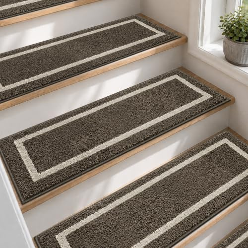 COSY HOMEER 15 Stück Treppenstufen Matten 70x22cm, Braun | Stufenmatten innen, melierte Struktur mit hellem Rahmen, TPE-Rücken ohne Klebeband, rutschfest, waschbar