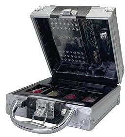 bonvoyage The Perfect Nail, 10-teiliges Maniküreset in einem Niedlichen Etui, Nagelset mit Nagellack, Nagelknipser und Zubehör