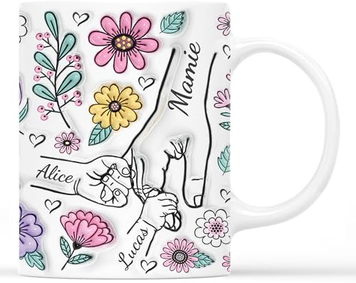 Cadeau Plus Mug Personnalisé Prénom - Mamie Maman Tenant Les Mains - Cadeau Mamie, Tasse Personnalisée Maman, Cadeaux pour mamans, Mug grand mere (Modèle #1)