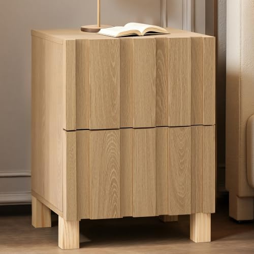 Hometopia Moderner Nachttisch mit 2 Schubladen im skandinavischen Design, Beistelltisch in Eichenoptik mit vertikalem Holzleisten-Design, Nachtschrank für Schlafzimmer, 30 × 40 × 55 cm