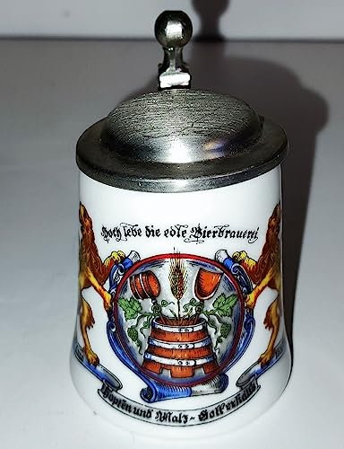 AngiesStrickZauber - Krug - Keramik mit Zinn-Deckel - Weiß - Saniert - 7 cm hoch - 5 cm breit - Rustikal - Keramik-Zinn-Kombination und regionaler Bezug