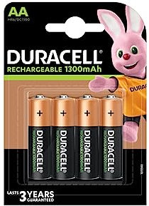 4X Duracell AA Ricaricabile 1300 mAh (1 Blister Da 4 Batterie) 4 Pile Stilo Ricaricabili (HR6/DC1500)