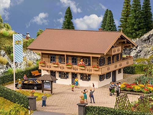 NOCH Ferienpension „Edelweiß“, liebevoller Modellbau Bausatz 8,5 x 7,1 x 5,2 cm für Spur N, ideal für Detail-Liebhaber