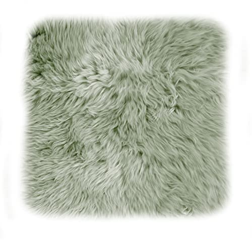 LUXOR living Sitzkissen, Schaffell echt, Lammfell, eckig 34 x 34 cm Salbei | 1 Kissen, Obermaterial 100% Wolle, Rückseite gegerbtes Leder, Sitzunterlage für Stühle und Bänke