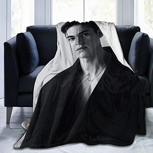 YINGD Hero Fiennes Tiffin Couverture en flanelle douce anti-boulochage pour adultes et enfants pour chambre à coucher, canapé, décoration 125 x 100 cm