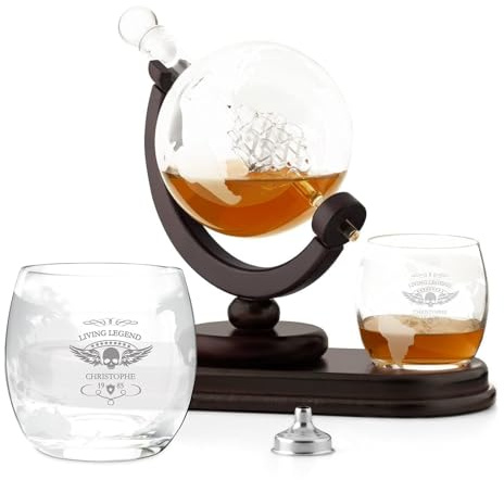 Maverton Ensemble de Carafe Globe avec 2 verres gravés à whisky | Whiskey Set pour chaque gentleman, Cadeau d’anniversaire pour les hommes, Décanteur et 2 verres, Living Legend