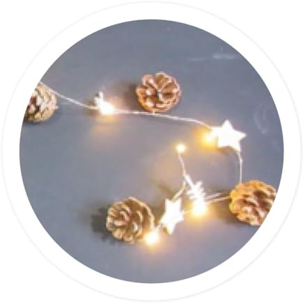 Levitantes Batteriebetriebene LED-Lichterkette mit Sternen, Tannenzapfen und Bäumen, ideal für Partys und Weihnachtskreationen.