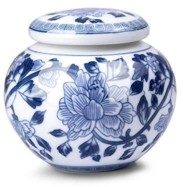 Dahlia Blue and White Porcelain Tea Canister for Loose Tea, Airtight Jingdezhen Tea Caddy, Peony 250 ML