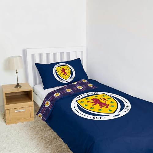 Official Scotland National Team Reversible Duvet Set - Single Bed Size (135x200cm) - Navy Football Crest & Tartan Design Bedding with 1 Pillowcase - Perfect for Fans