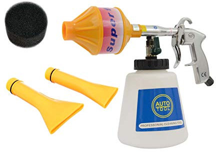 Pistola a schiuma ad aria compressa per la pulizia del veicolo.