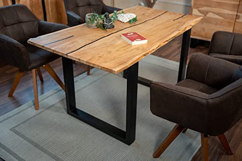 SAM Baumkantentisch 160 x 85 cm Polly, Epoxidharz-Adern in Schwarz, Akazienholz massiv + naturfarben, Esstisch mit U-Eisengestell Schwarz, Tischplatte 26 mm, Esszimmertisch mit echter Baumkante