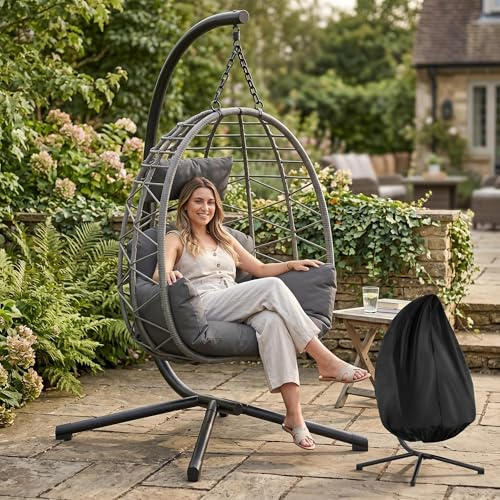 Koioplie Faltbarer Hängesessel mit Gestell – Wetterfestes PE-Rattan, inkl. | Staubschutzhaube & Kissen, ergonomisch & einfach zu montieren – Für Garten, Balkon, Terrasse – Belastbar bis 150kg – Graues