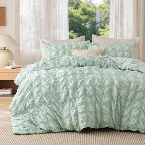 Bedsure King Size Duvet Cover - Seersucker Bedding, Sage Green, 230x220 cm | Soft Breathable Puckering Textured Bedding Set with Zipper Closure and 2 Pillowcases for All Seasons