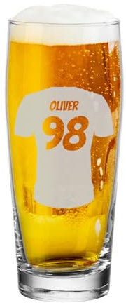 LUXENTU Bierglas mit Gravur, Willi Becher mit 0,5 Liter Eichung, Personalisierte Lasergravur mit Name & Rückennummer, Geschenk für Fußball-Fans, Trikot