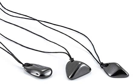 SN NATURSTEIN UG - Collana Shungite Forma Pietra Burattata | Pietra preziosa e curativa originaria della Carelia - Protezione Radiazioni Cellulare e EMF - 3 x 2-4 mm