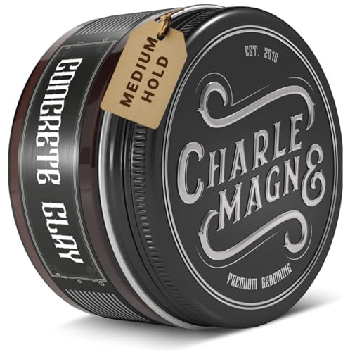 Charlemagne Concrete Clay Pomade för män – medelstort grepp, 100 ml, läderdoft – vattenbaserad styling, pomade, hårkräm för män – utvecklad av barberare, tillverkad i Tyskland