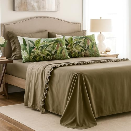 Masterhouse Completo Letto Matrimoniale Verde Oliva in Cotone 250x290 Made in Italy con Lenzuolo Sotto 180x200, Volant e 4 Federe (2 Cotone + 2 Microfibra Stampa Jungle) – Elegante e Anallergico