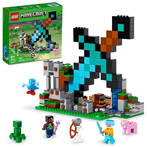 LEGO Minecraft The Sword Outpost 21244 - Juguetes de construcción, con figuras de enredadera, guerrero, cerdo y esqueleto, juguete inspirado en el juego para aventuras divertidas y juegos, regalo para