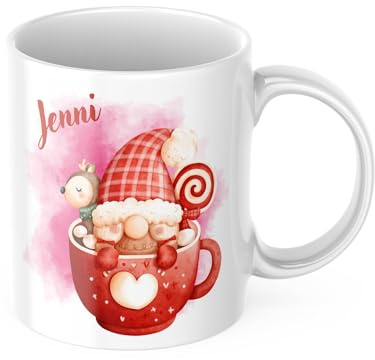drunkLY Weihnachtstasse mit Namen - mit Gnom-Motiv - personalisierter Keramik Kaffee-Becher – Weihnachts-Tasse - Glühwein- Nikolaus & Wichteln Geschenk-Idee (Gnom-in Tasse)