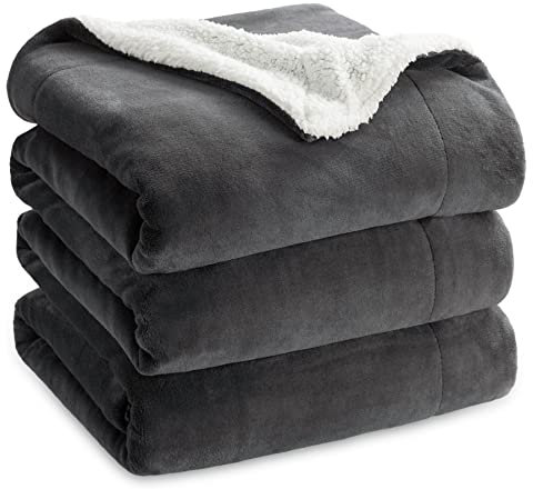 BEDSURE Kuscheldecke - Warm Sherpa Wolldecke & Sofadecke, Flauschig Sofaüberwurf Decke, Dicke Couchdecke, Fleecedecke, Flauschige Wohndecke für Couch, Anthrazit, 220x240 cm, XXL