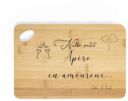 Planche à découper personnalisée en bambou 25x30 cm – Gravure « Notre petit apéro en amoureux » – Cadeau couple, Saint-Valentin, mariage, fiançailles