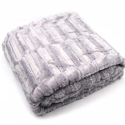 HTE Manta Sofá de Terciopelo - Manta Pelo Largo Pequeña con Piel Sintética para Invierno Suave, Manta Cubre Sofá de Lujo Decorativa (Gris Claro, 130 x 160 cm)