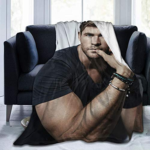 QapLWczK Chris Hemsworth Weiche und bequeme, warme Fleecedecke für Sofa, Bett, Büro, Kniepolster, Bett, Auto, Camping, Strand, Überwurfdecken