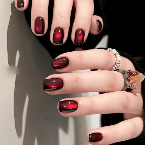 Auroriel 30 pièces ongles pressés ongles de chat forme courte coffin rouge foncé noir brillant réutilisables faux ongles gel doux bling ongles collants pour femmes