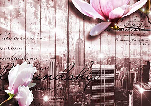 wandmotiv24 Fototapete New York Blüten Rot, 300 x 210 cm - selbstklebende Strukturtapete, Wanddeko, Wandbild, Wandtapete, Blumen, Schrift, Zaun M1601
