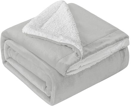 Cotton Castle Hochwertige Wohndecken Kuscheldecken, extra Dicke warm Sofadecke/Couchdecke Sherpa, Größe:150 cm x 200 cm, Farbe:Silber