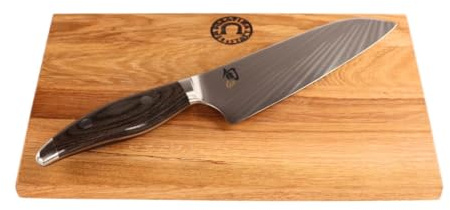 KAI Shun Nagare - Set regalo NDC-0702 Santoku ultra affilato, lama 18 cm + tagliere in legno di rovere antico 30 x 18 cm