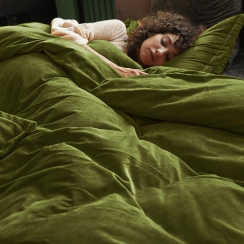PHF Super Soft Velvet Duvet Cover Queen Size, 3pcs Luxurious Warm Velour Fluffy Bedding Set with 8 Ties, Cozy Breathable Flannel Comforter Cover with Pillow Shams, Zipper Closure, 90x90, Olive Green