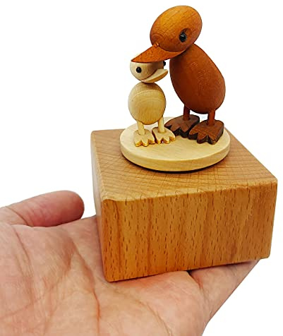 LILYXIN Cute Little Duck Mini Music Box, Cartoons Animals Wooden Mechanical Music Box,Best Gift for Friends Singing Music Gift Box