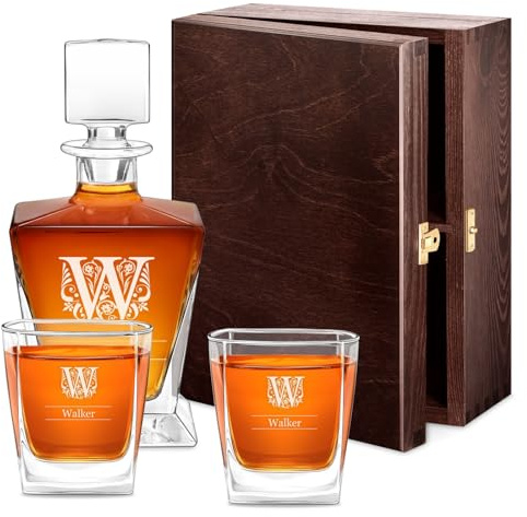 Maverton Personalised Whiskey Set for man, for Whisky Connoisseurs | Carafe with 2/4/ 6 Glasses for him, Stylish Barware for Birthday, Decanter and 2 Glasses with Engraving, Ornament