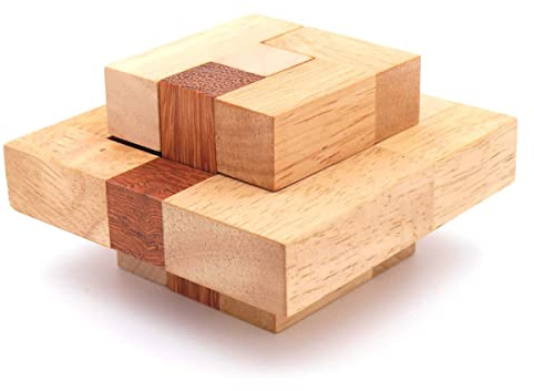 ROMBOL Double Ut (Osanori Yamoto, Japan 2011), ett interlockingpussel, träpussel, träspel, tankespel, pusselspel, tålamodspel av trä