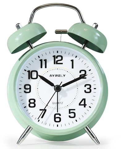 AYRELY® Wecker laut für Tiefschläfer – Niedliche Retro Doppelglocken Tischuhr, 4 Zoll, Wecker analog ohne Ticken mit Nachtlicht, Metallgehäuse für Kinderzimmer und Nachttisch (Saga-Grün) | Leise, nicht tickende Quarzuhr mit Hintergrundbeleuchtung, niedliche Metalluhr für Kinderzimmer