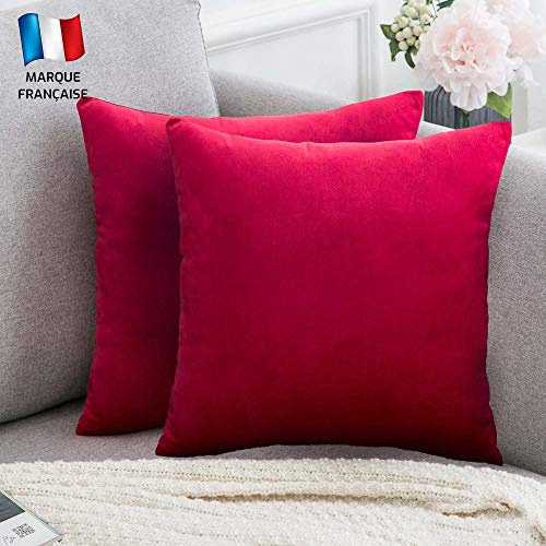 Douceur De Plumes Juego de 2 Fundas de cojín Rojo Frambuesa 45x45 Terciopelo Decorativo Liso, Suave y Moderna Funda de Almohada Cuadrada, decoración escandinava Sala, sofá (2 Rojo Frambuesa)