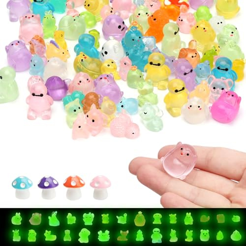 APOMOONS 130 pcs Mini Animaux en Résine avec 4 pcs Mini Champignons en Résine, Minuscules Animaux Lumineux Petites Figurines Animauxs en Miniature pour Jardins Paysagers Miniatures
